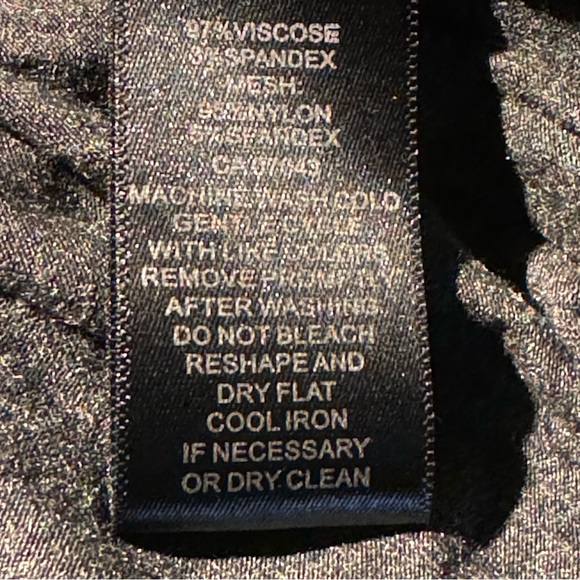 Women's Top XL Plunging Neckline Long Sleeve White Gray Print Detail Longline - Picture 11 of 11